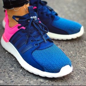 New Adidas tennis shoes